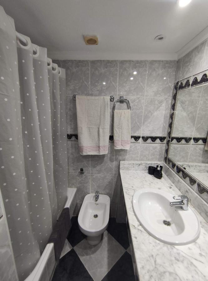 Ferienwohnung Amplio Piso Junto A Playa Victoria Cádiz Exterior foto