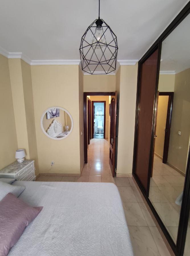 Ferienwohnung Amplio Piso Junto A Playa Victoria Cádiz Exterior foto