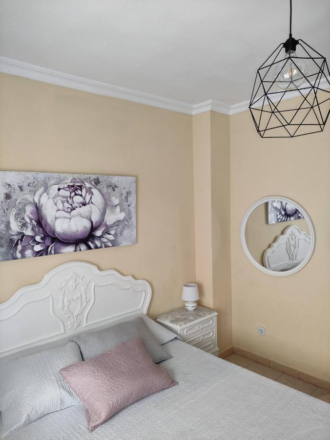 Ferienwohnung Amplio Piso Junto A Playa Victoria Cádiz Exterior foto