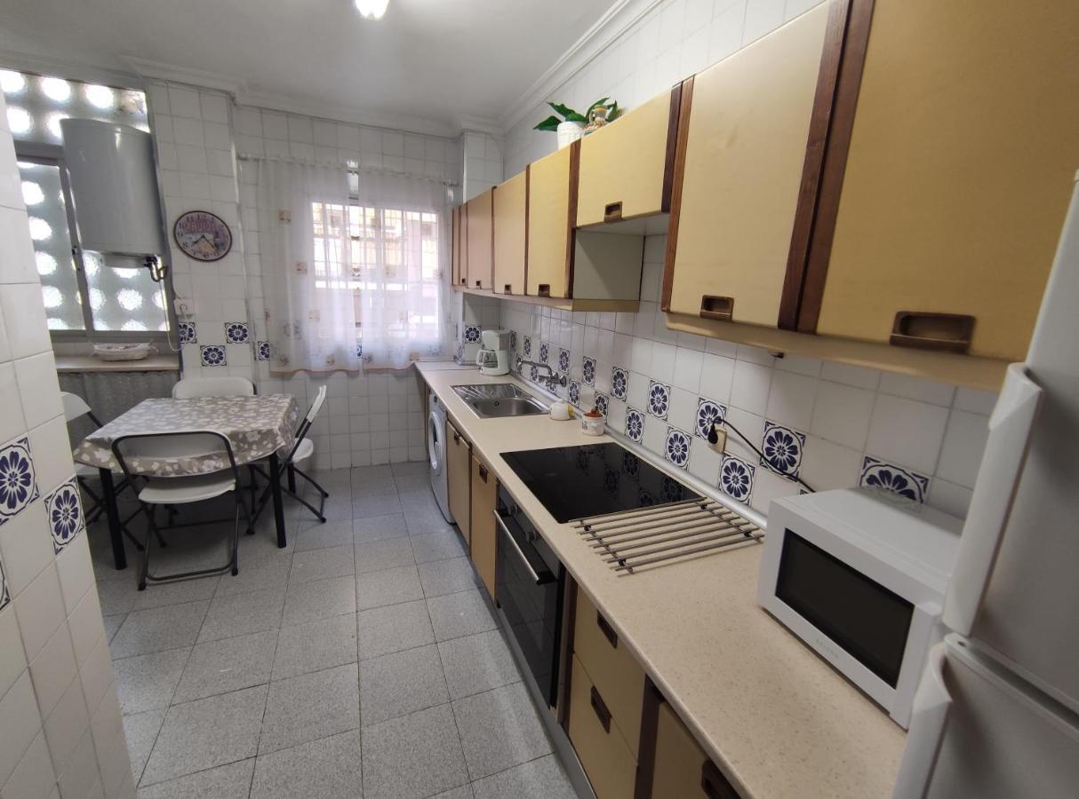 Ferienwohnung Amplio Piso Junto A Playa Victoria Cádiz Exterior foto