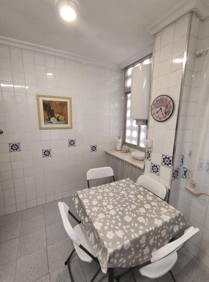 Ferienwohnung Amplio Piso Junto A Playa Victoria Cádiz Exterior foto